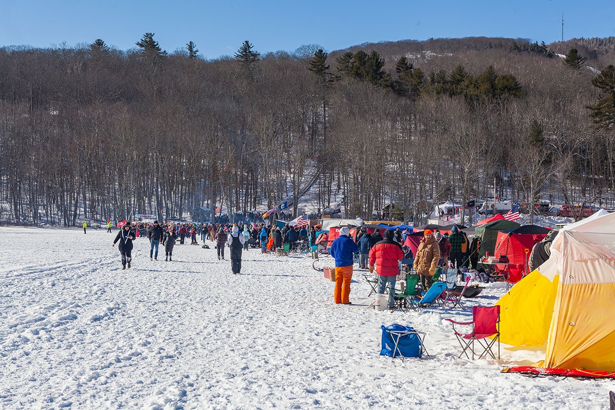 W_2726_©USNTC-CamdenSnowBowl